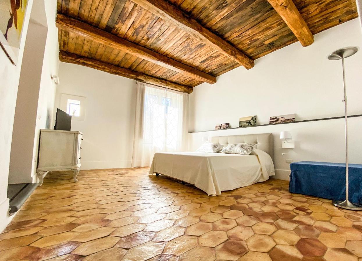Villa Residenza Ucci Ali Crotone Exterior foto