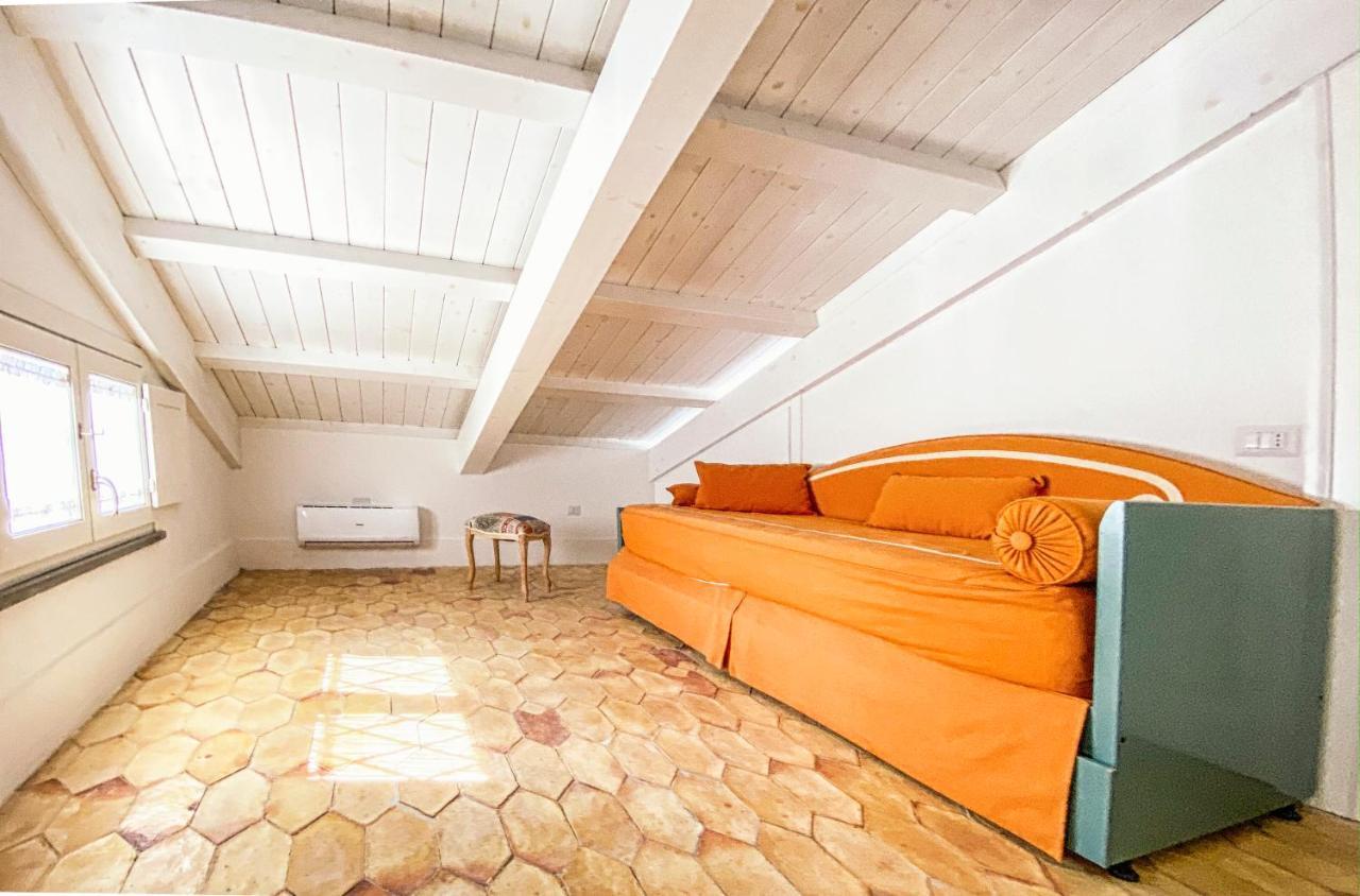 Villa Residenza Ucci Ali Crotone Exterior foto